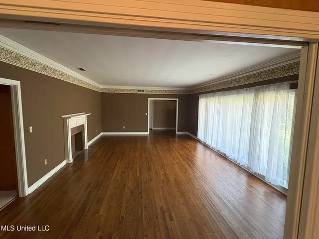 $325,000 | 406 Leflore Avenue, Belzoni, MS 39038