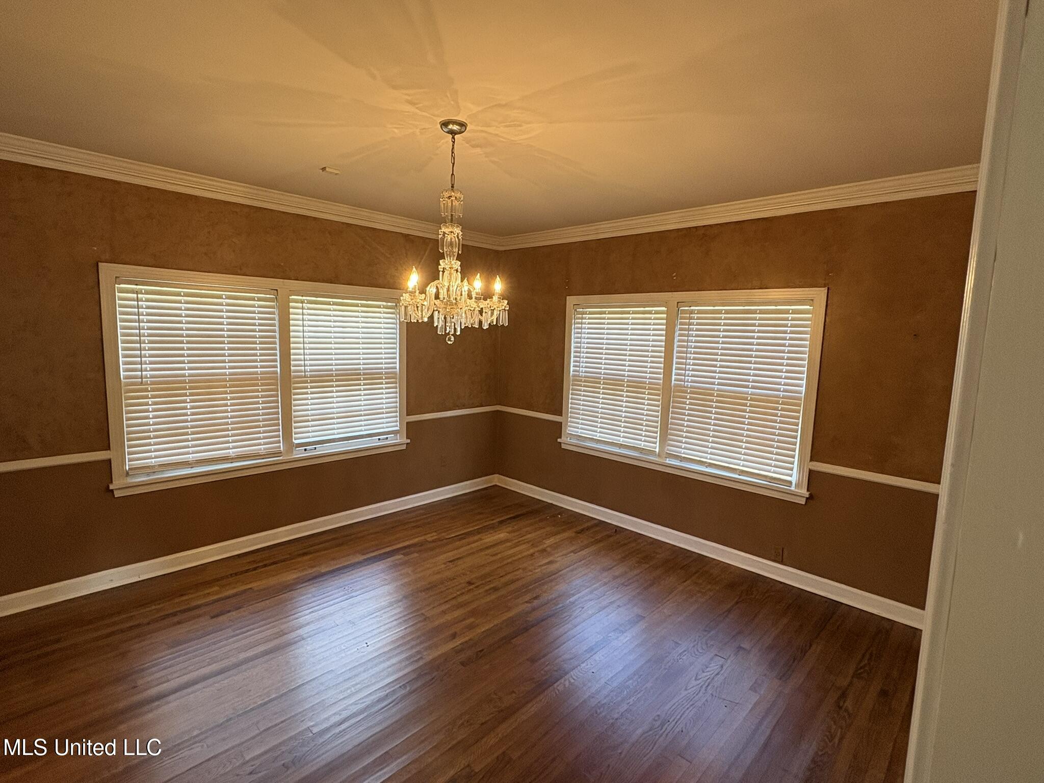 406 Leflore Avenue Belzoni, MS 39038 - Photo 10 of 28 Formal Dining