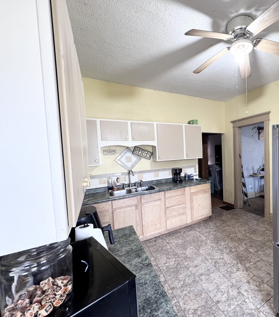 325 West Porter Street Salem, IL 62881 - Photo 11 of 20