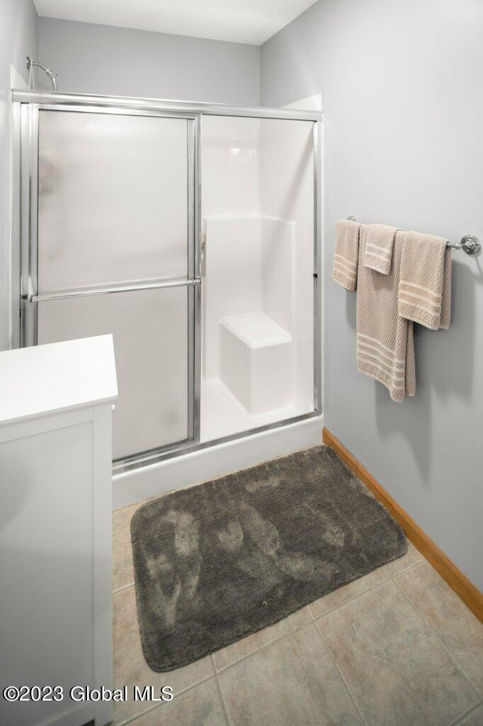 38 Dorlyn Road Colonie, NY 12205 - Photo 11 of 27 Interior 10