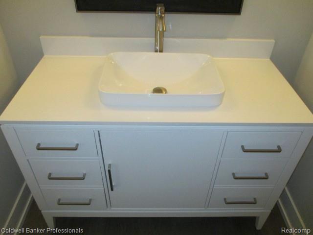 4107 Buckingham Road Royal Oak, MI 48073 - Photo 16 of 46 POWDER ROOM VANITY