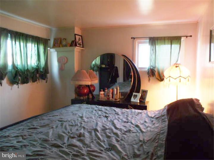 2177 Bridgewater Road Aston, PA 19014 - Photo 10 of 16