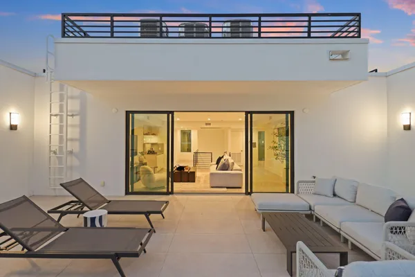 $3,750,000 | 408 Southeast 2nd Street, Delray Beach, FL 33483