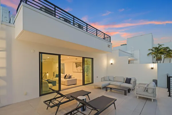 $3,750,000 | 408 Southeast 2nd Street, Delray Beach, FL 33483