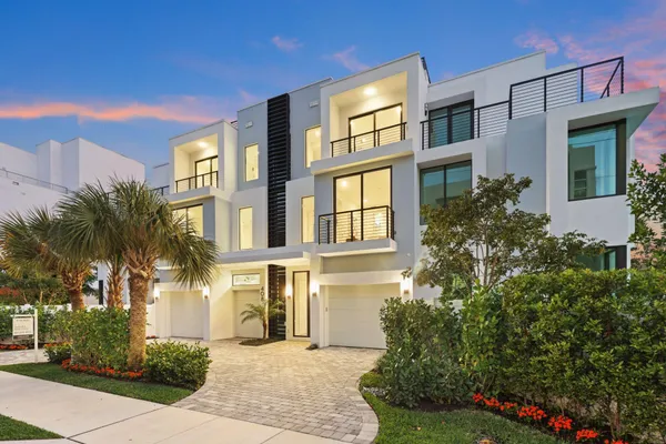 $3,750,000 | 408 Southeast 2nd Street, Delray Beach, FL 33483