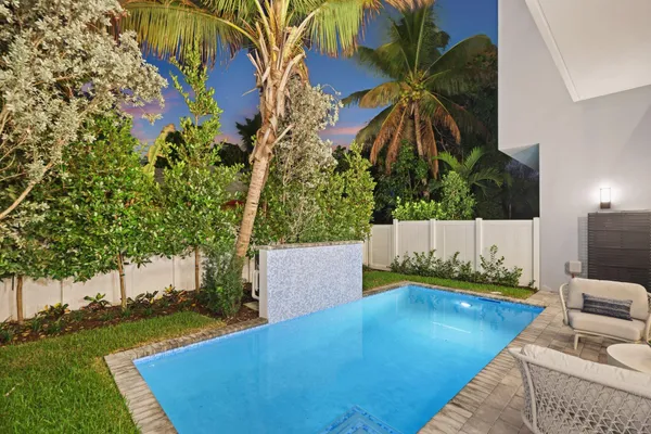 $3,750,000 | 408 Southeast 2nd Street, Delray Beach, FL 33483