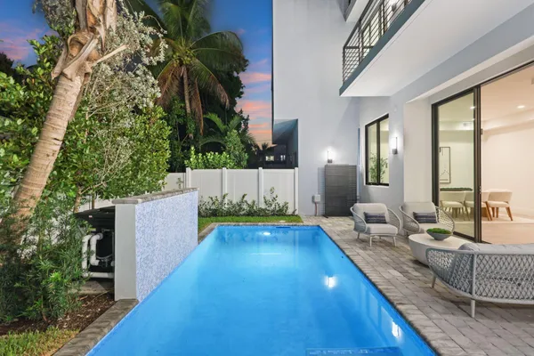 $3,750,000 | 408 Southeast 2nd Street, Delray Beach, FL 33483