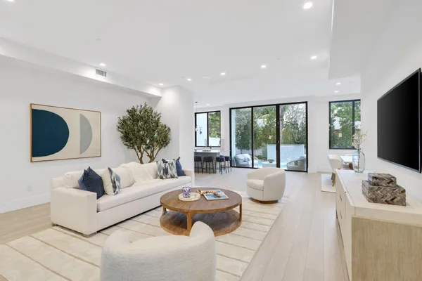 $3,750,000 | 408 Southeast 2nd Street, Delray Beach, FL 33483