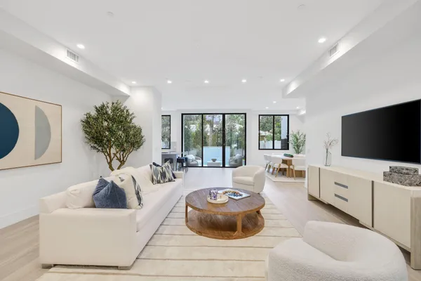 $3,750,000 | 408 Southeast 2nd Street, Delray Beach, FL 33483