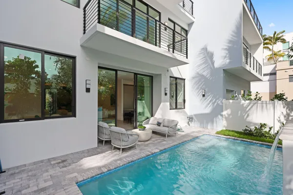 $3,750,000 | 408 Southeast 2nd Street, Delray Beach, FL 33483