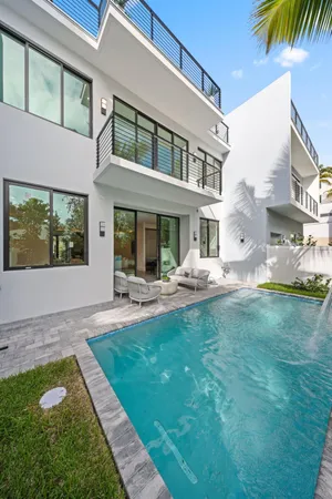 $3,750,000 | 408 Southeast 2nd Street, Delray Beach, FL 33483