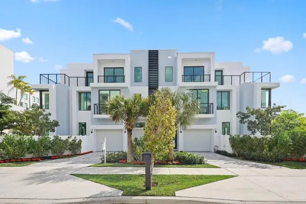 $3,750,000 | 408 Southeast 2nd Street, Delray Beach, FL 33483