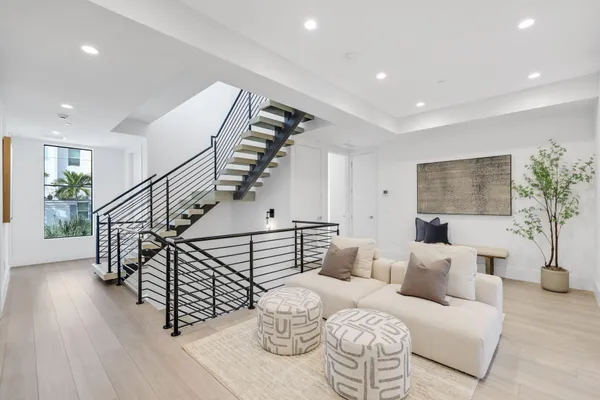 $3,750,000 | 408 Southeast 2nd Street, Delray Beach, FL 33483