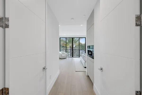 $3,750,000 | 408 Southeast 2nd Street, Delray Beach, FL 33483