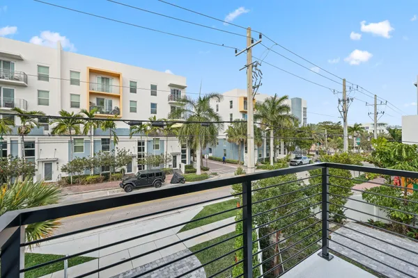 $3,750,000 | 408 Southeast 2nd Street, Delray Beach, FL 33483