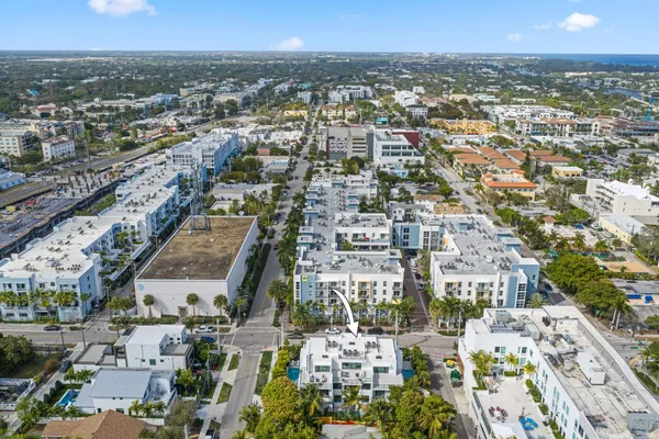 $3,750,000 | 408 Southeast 2nd Street, Delray Beach, FL 33483