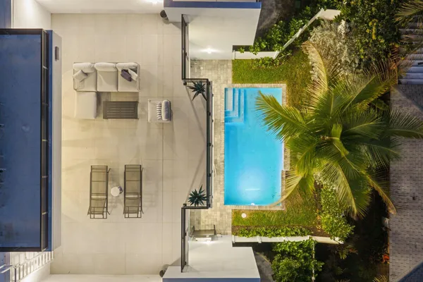 $3,750,000 | 408 Southeast 2nd Street, Delray Beach, FL 33483