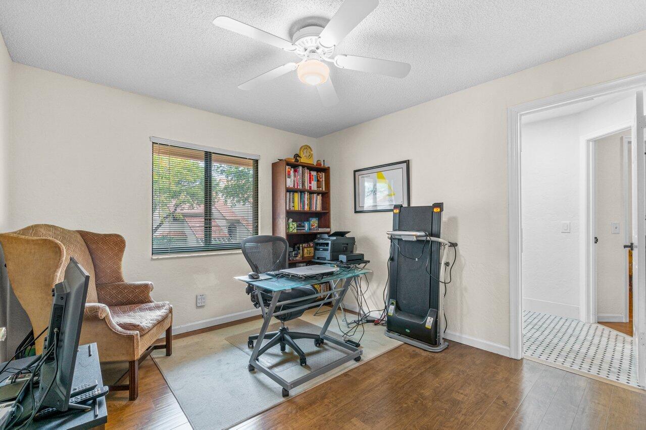 5570 Coach House Circle, Unit H Boca Raton, FL 33486 - Photo 20 of 28 15