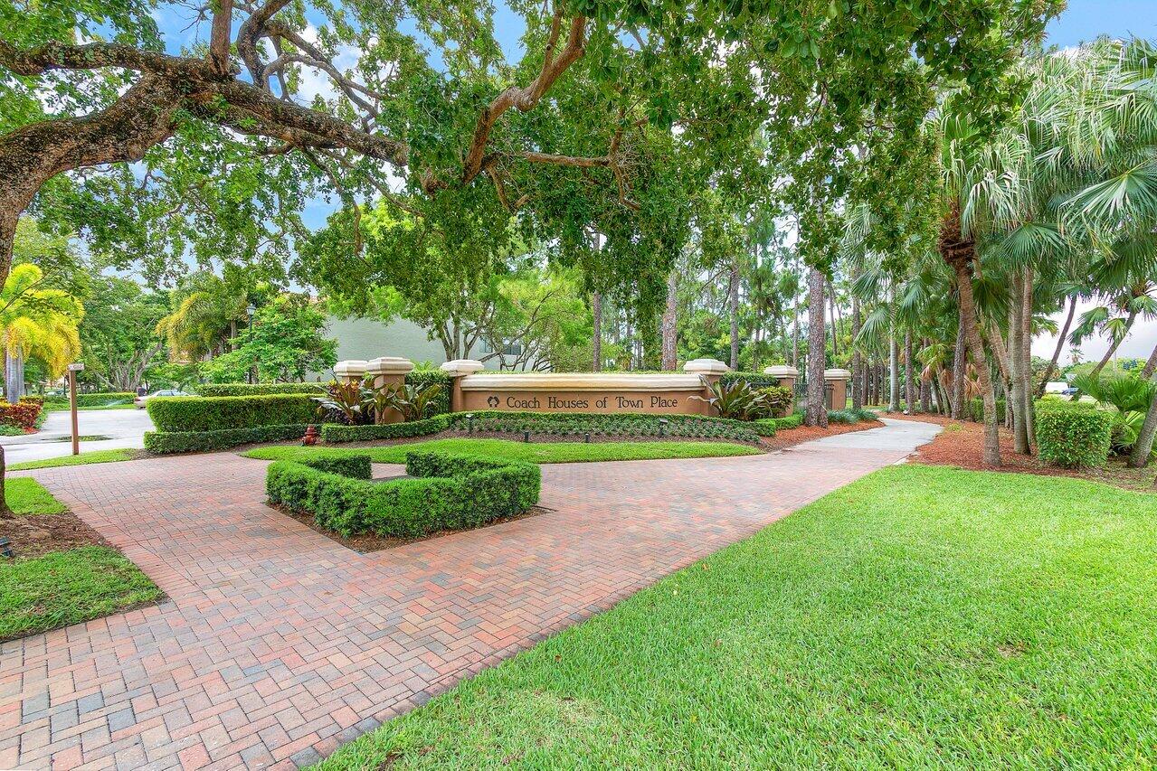 5570 Coach House Circle, Unit H Boca Raton, FL 33486 - Photo 26 of 28 030-5570CoachHouseCircle-UnitH-BocaRaton