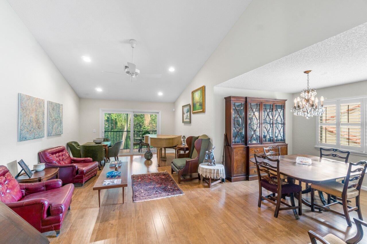5570 Coach House Circle, Unit H Boca Raton, FL 33486 - Photo 6 of 28 005-5570CoachHouseCircle-UnitH-BocaRaton