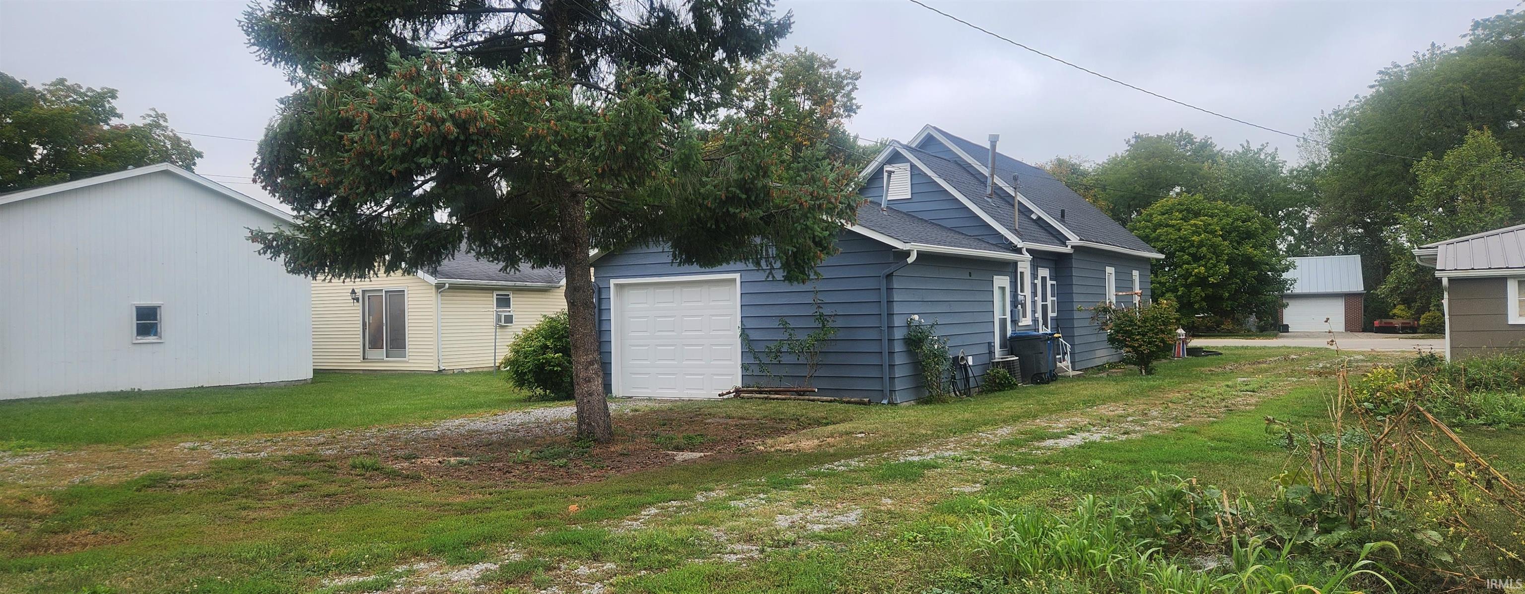 1515 West Monroe Street Decatur, IN 46733 - Photo 3 of 14