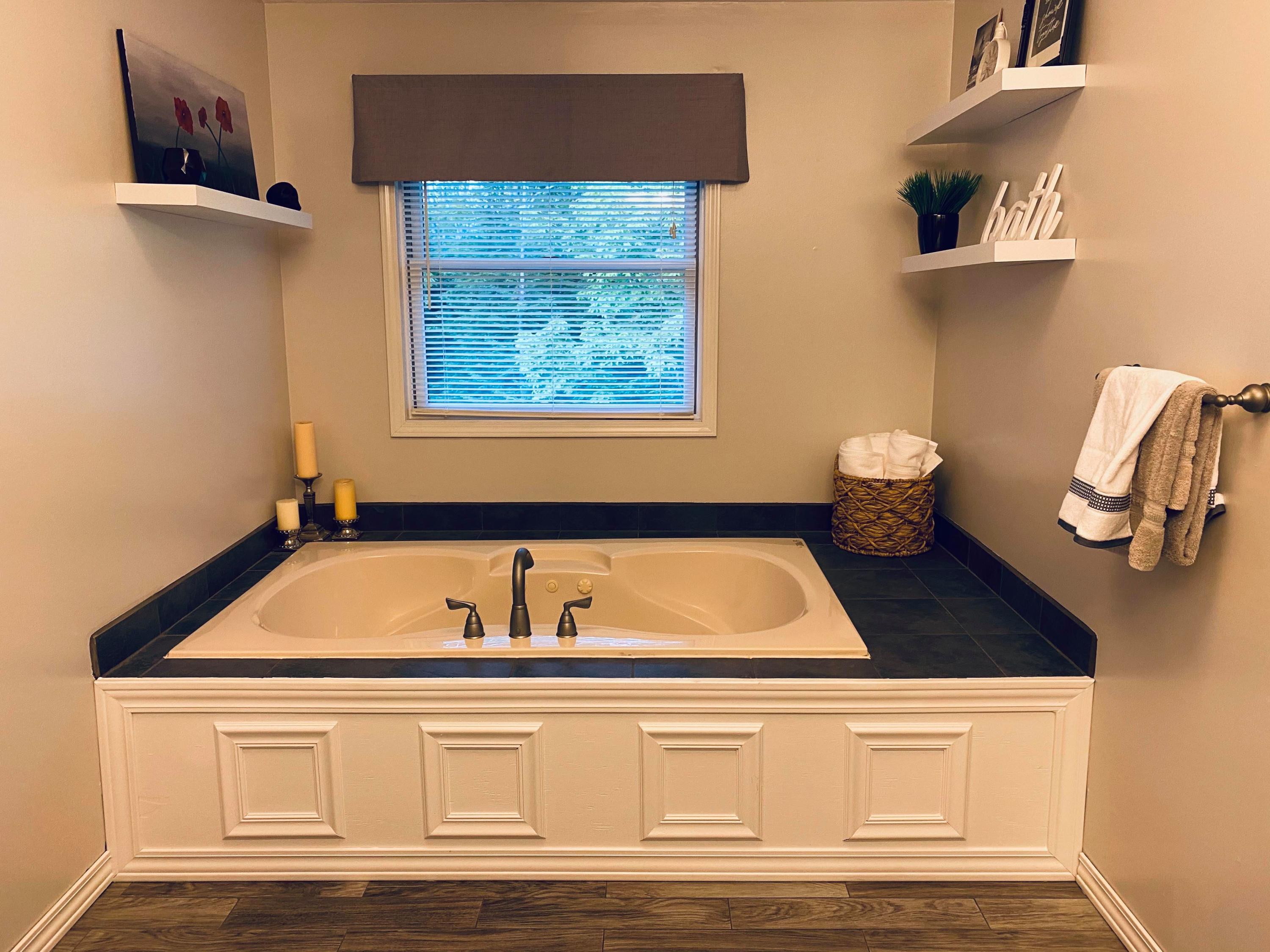 15040 South Kinross Road Kinross, MI 49752 - Photo 25 of 36 Gallery Image 25