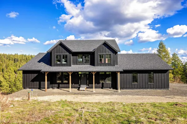 $999,999 | 6670 Stoneridge Way, Deer Park, WA 99006