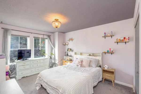 $999,999 | 6670 Stoneridge Way, Deer Park, WA 99006