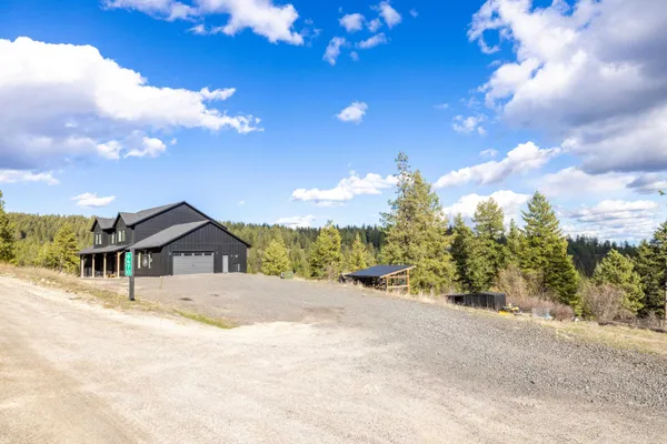 $999,999 | 6670 Stoneridge Way, Deer Park, WA 99006