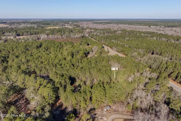 $60,000 | 26688 Highway 210, Currie, NC 28435