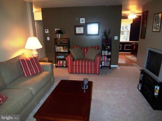 4622 28th Road South, Unit A Arlington, VA 22206 - Photo 4 of 22 Living room opens graciously into the condo.