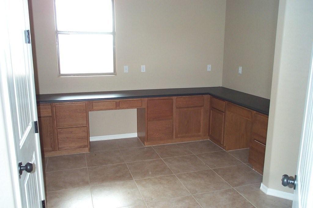 21104 West Sleepy Ranch Road Wittmann, AZ 85361 - Photo 4 of 6 office