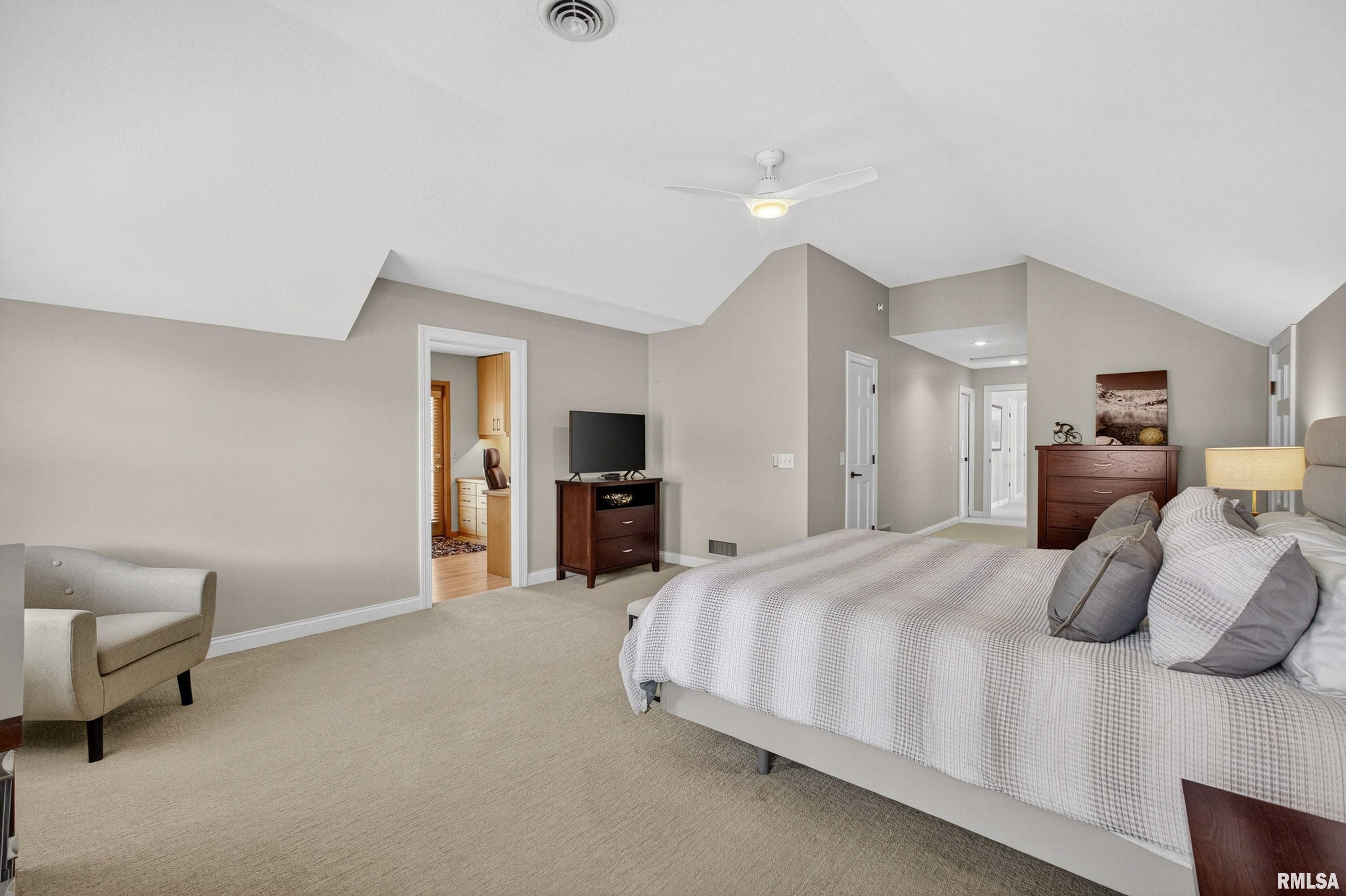 4005 Forest Road Davenport, IA 52807 - Photo 31 of 60 Gallery Image 31