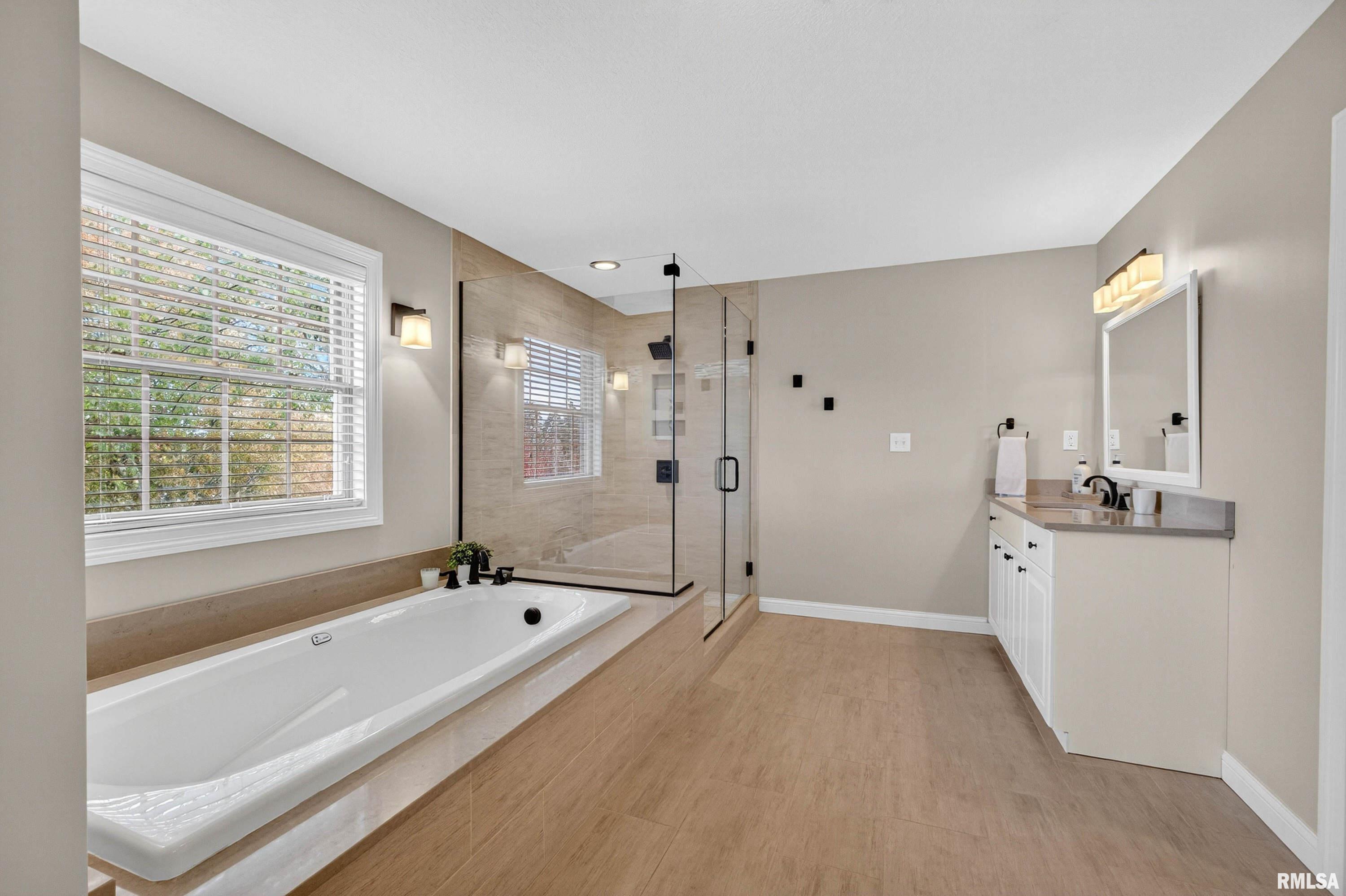 4005 Forest Road Davenport, IA 52807 - Photo 36 of 60 Gallery Image 36