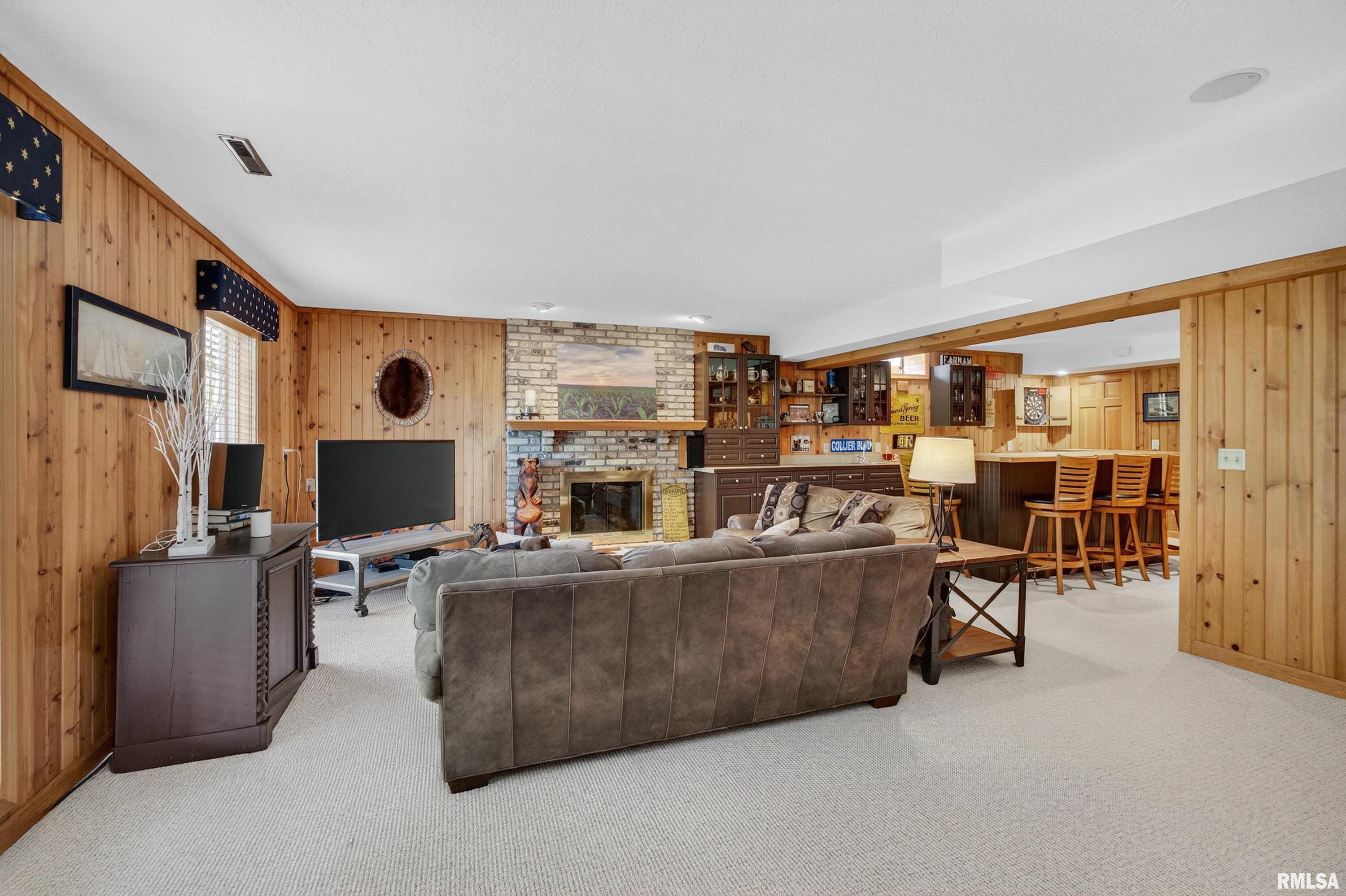 4005 Forest Road Davenport, IA 52807 - Photo 49 of 60 Gallery Image 49