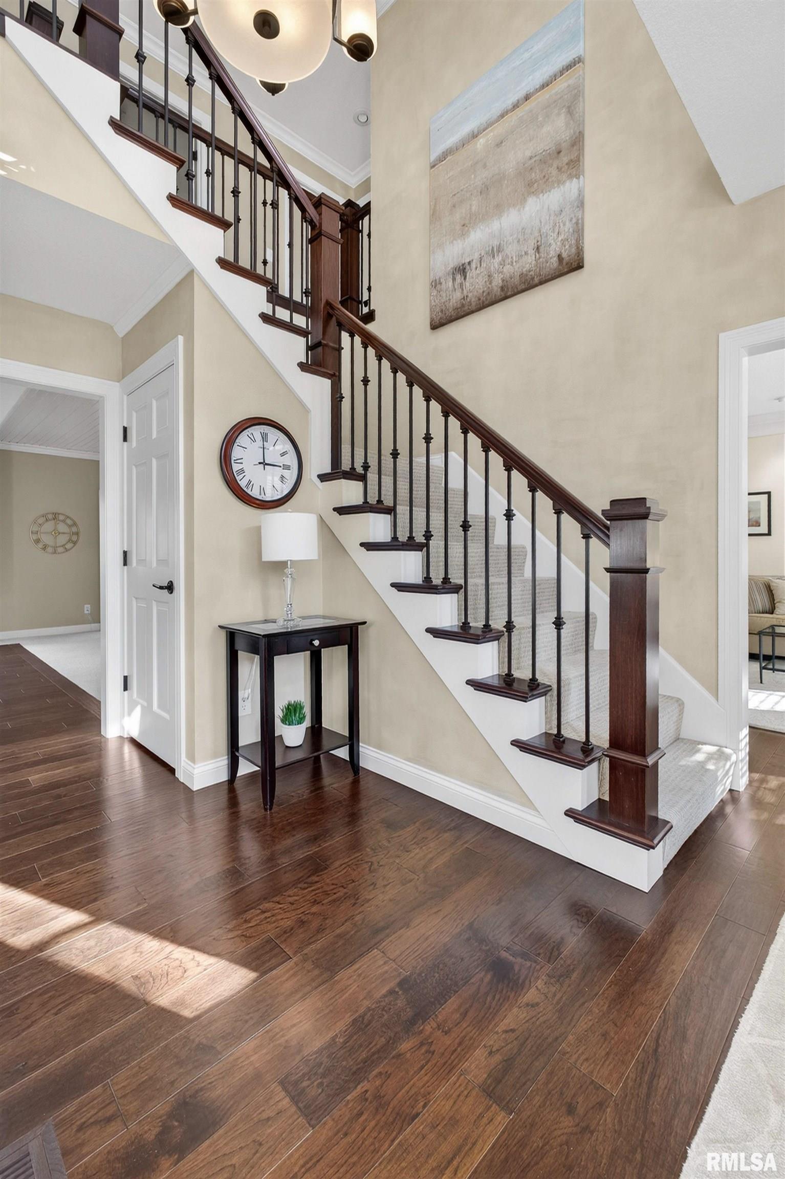 4005 Forest Road Davenport, IA 52807 - Photo 6 of 60 Gallery Image 6