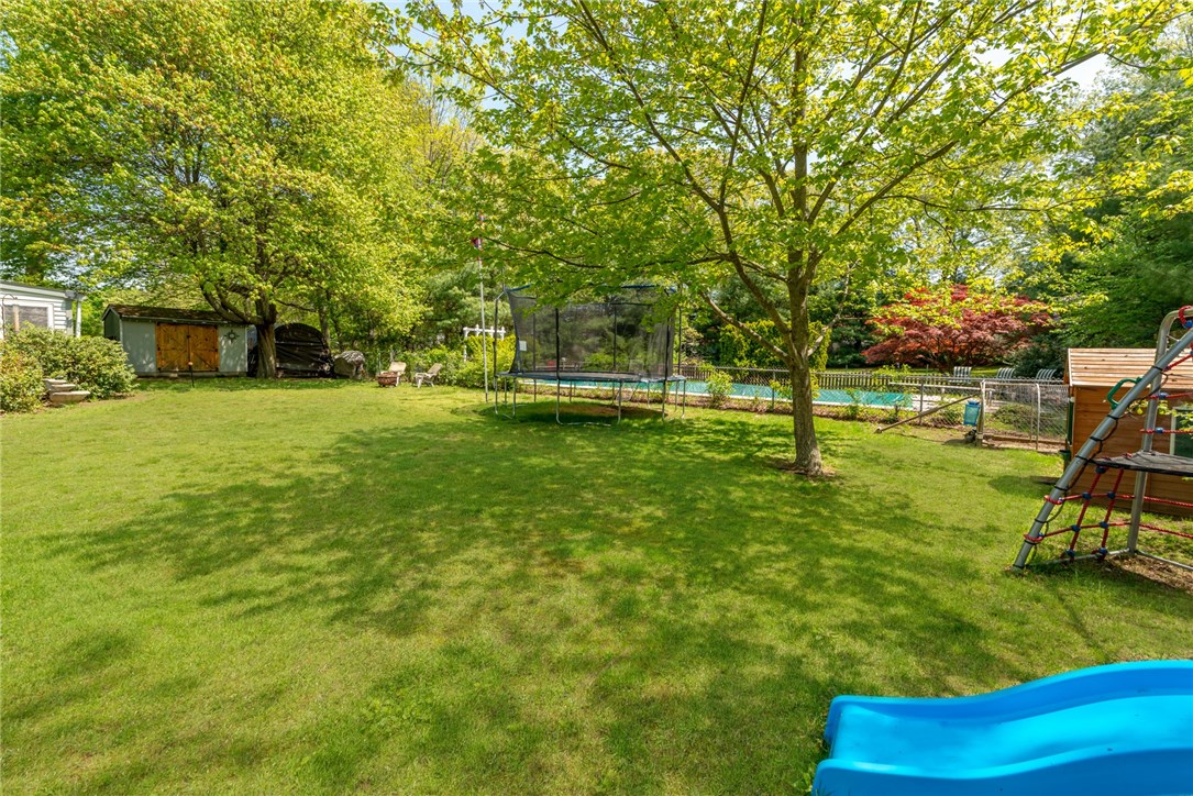 110 Crest Road Woonsocket, RI 02895 - Photo 27 of 31