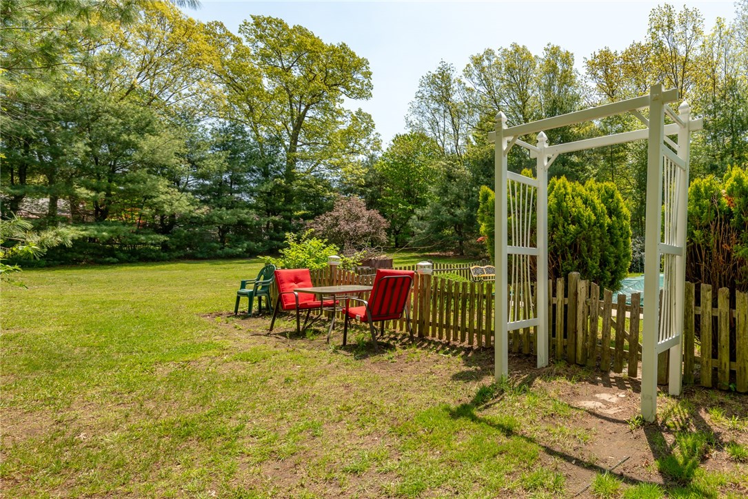 110 Crest Road Woonsocket, RI 02895 - Photo 28 of 31