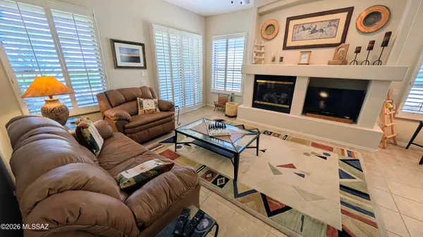 $2,800 | 63692 East Vacation Drive, Tucson, AZ 85739