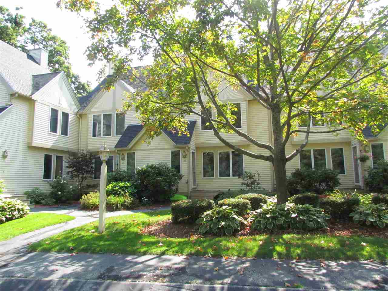 30 Preston Field Road, Unit 92 Nashua, NH 03064 - Photo 1 of 39
