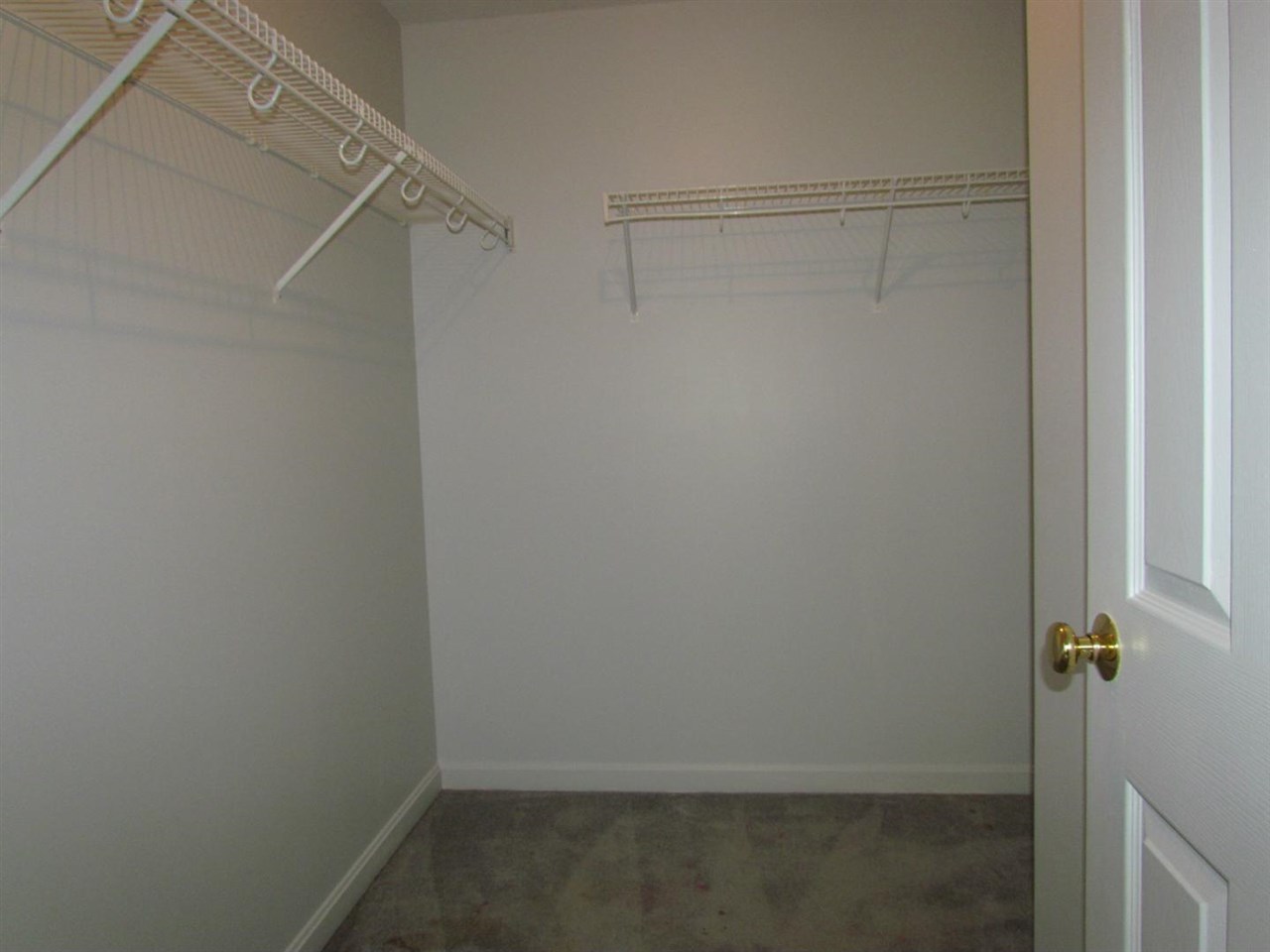 30 Preston Field Road, Unit 92 Nashua, NH 03064 - Photo 18 of 39