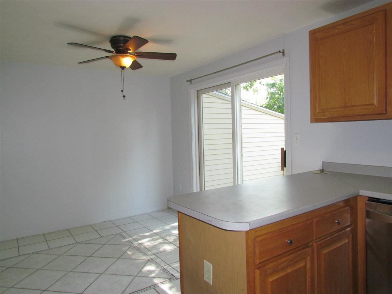30 Preston Field Road, Unit 92 Nashua, NH 03064 - Photo 8 of 39