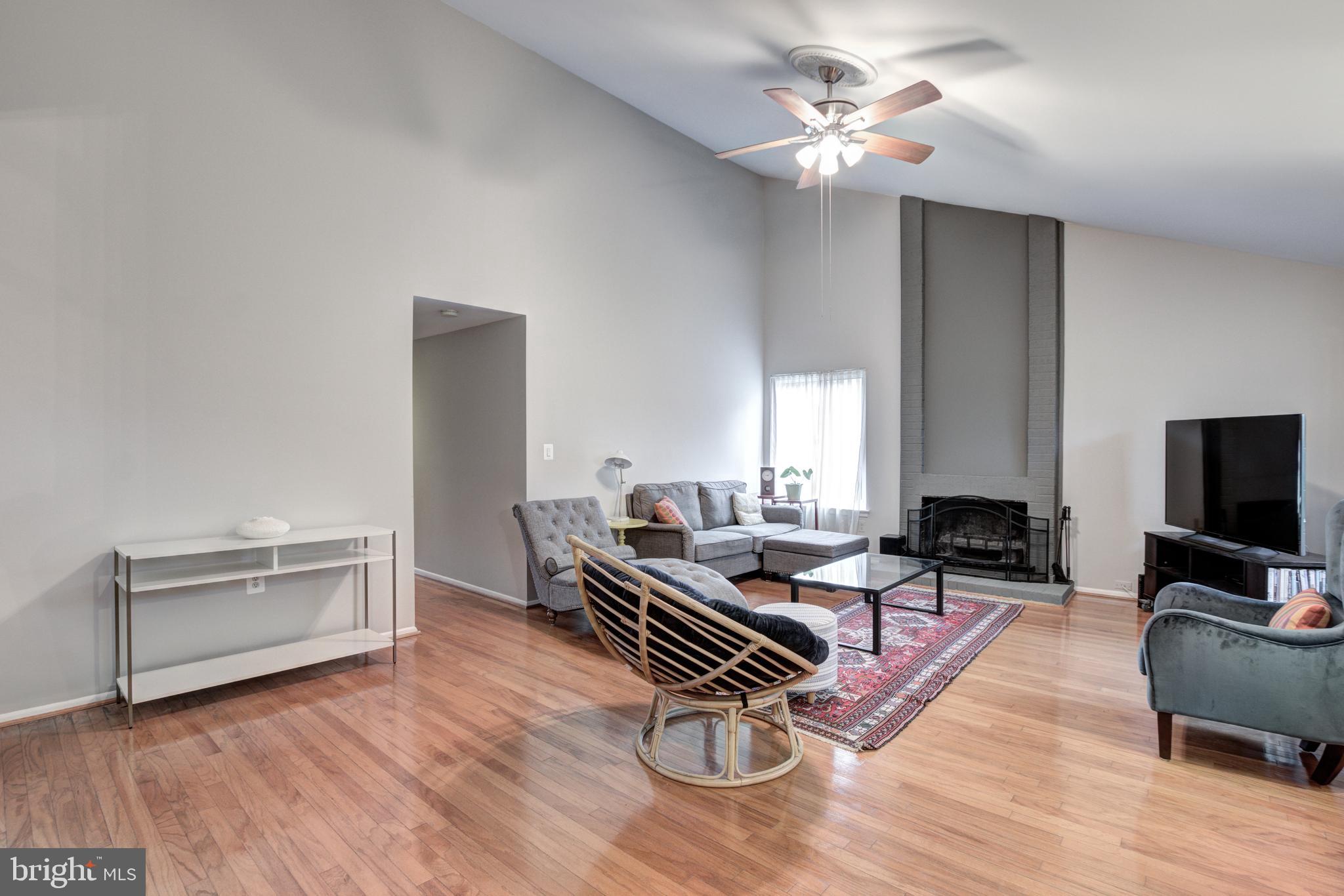 5917 Hall Street Springfield, VA 22152 - Photo 14 of 29 Gallery Image 14