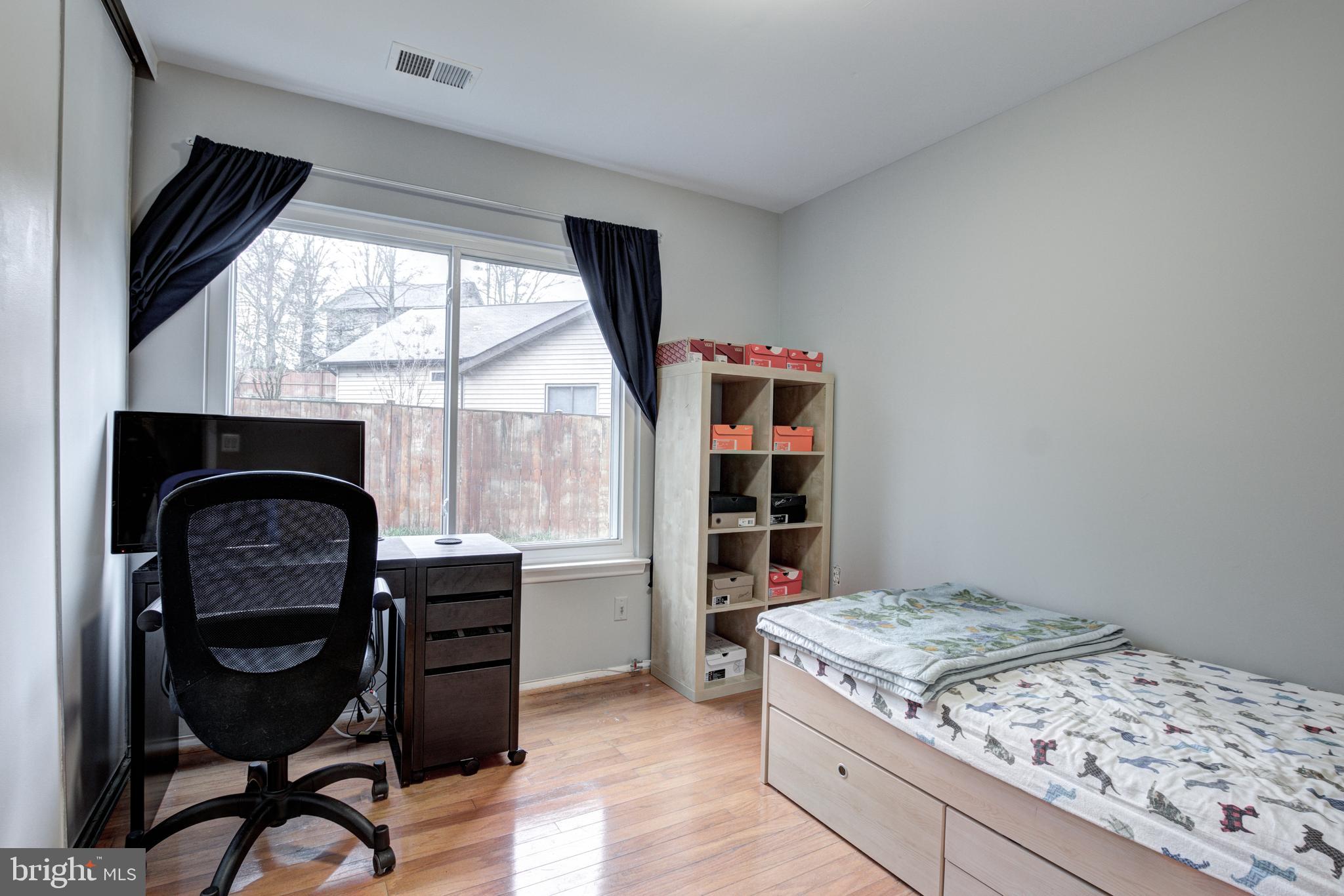5917 Hall Street Springfield, VA 22152 - Photo 19 of 29 Gallery Image 19
