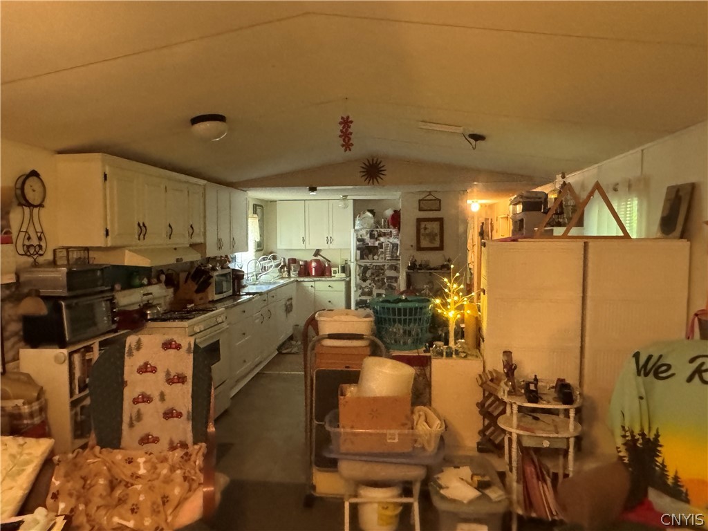 13967 Snowshoe Road Henderson, NY 13650 - Photo 15 of 34 Gallery Image 15