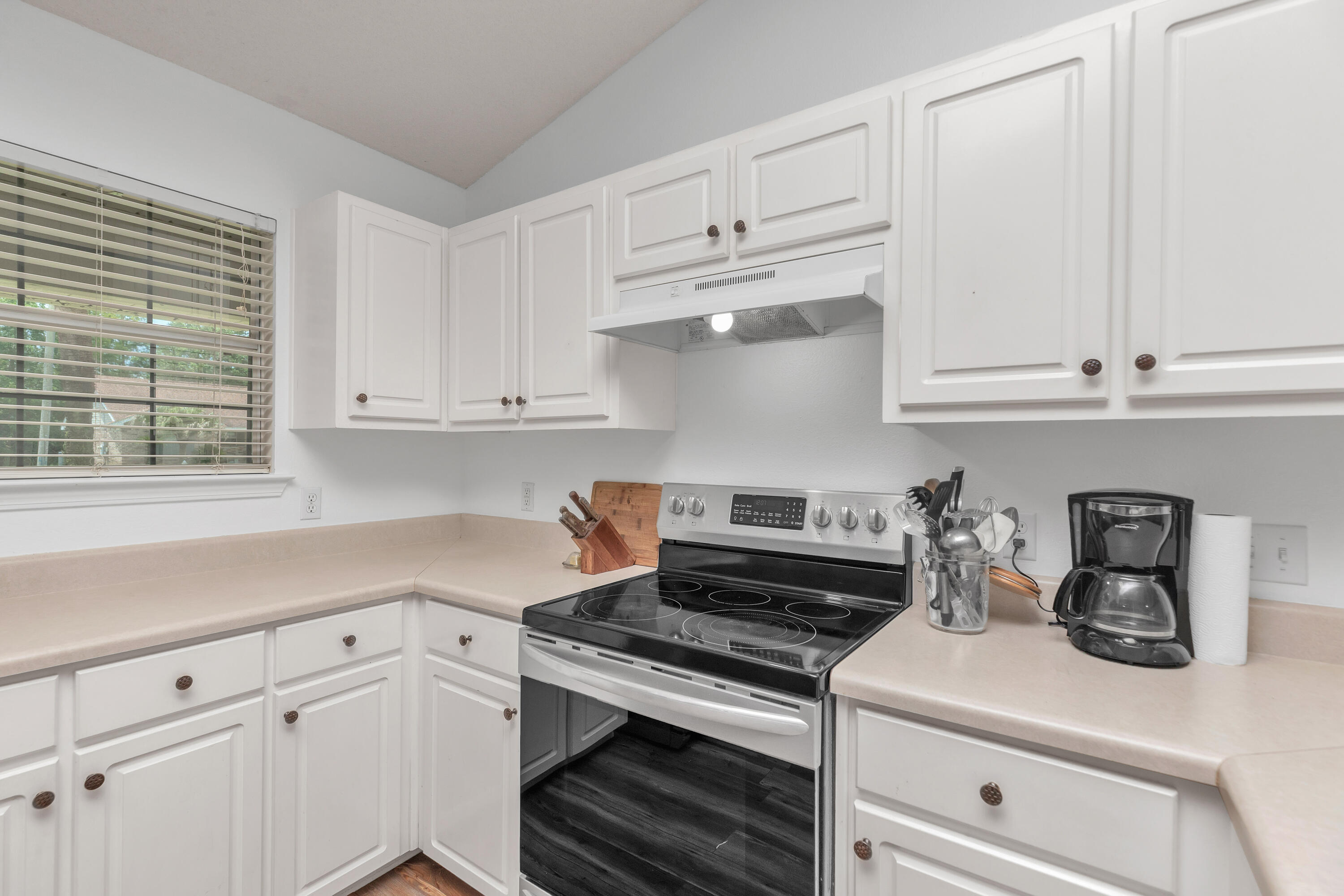 2091 Alfred Boulevard Navarre, FL 32566 - Photo 17 of 36 147A0117