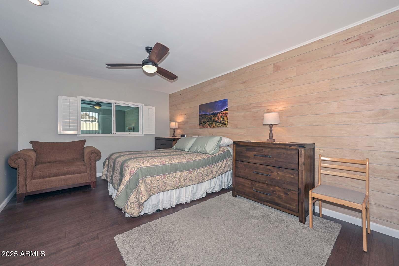 9970 West Royal Oak Road, Unit M Sun City, AZ 85351 - Photo 17 of 35 Primary Bedroom