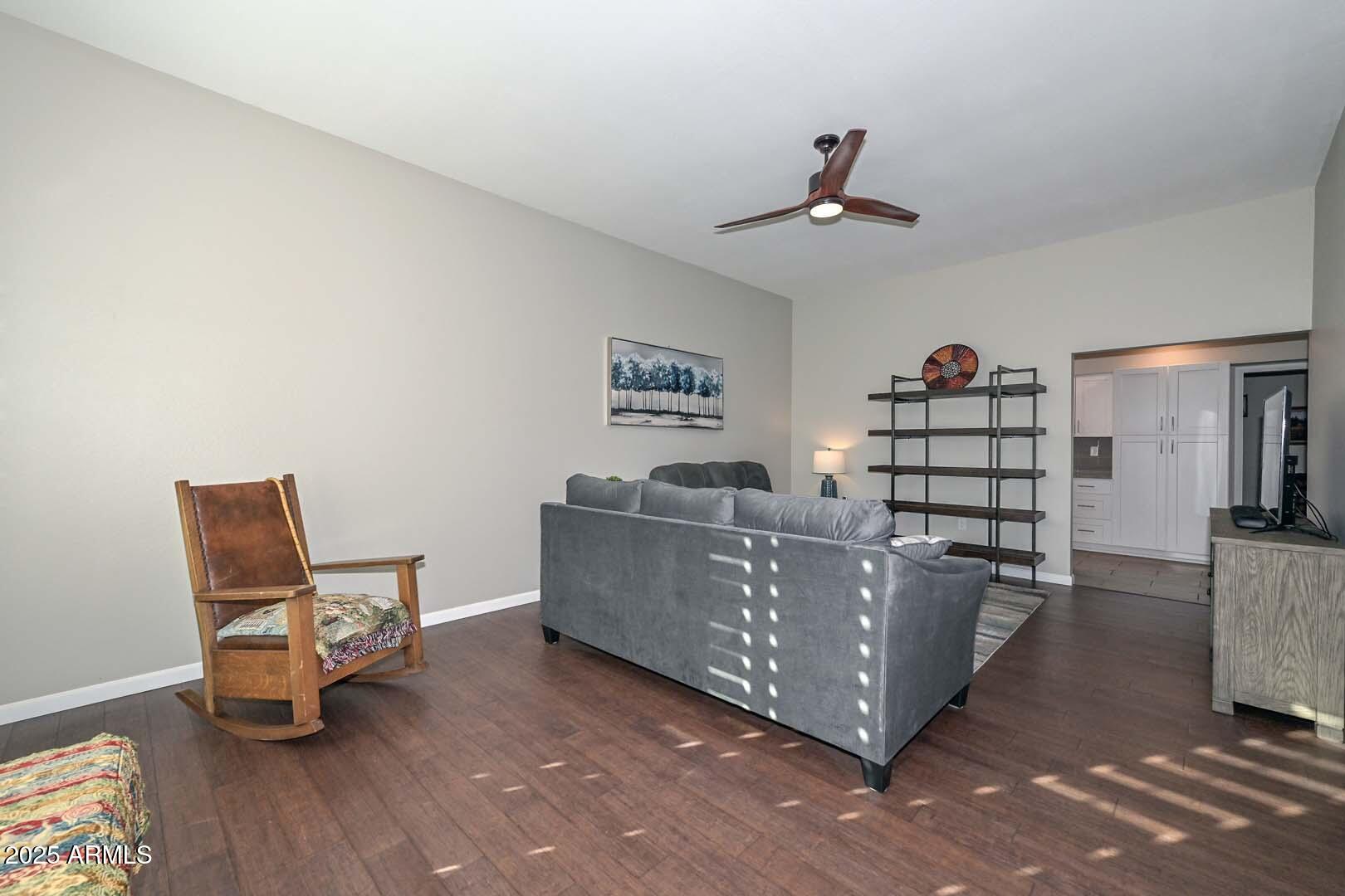9970 West Royal Oak Road, Unit M Sun City, AZ 85351 - Photo 5 of 35 Living Room