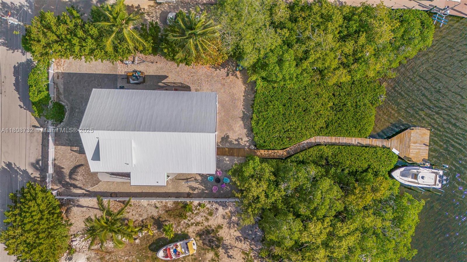 41 Mutiny Place Key Largo, FL 33037 - Photo 57 of 69 an aerial view of a house