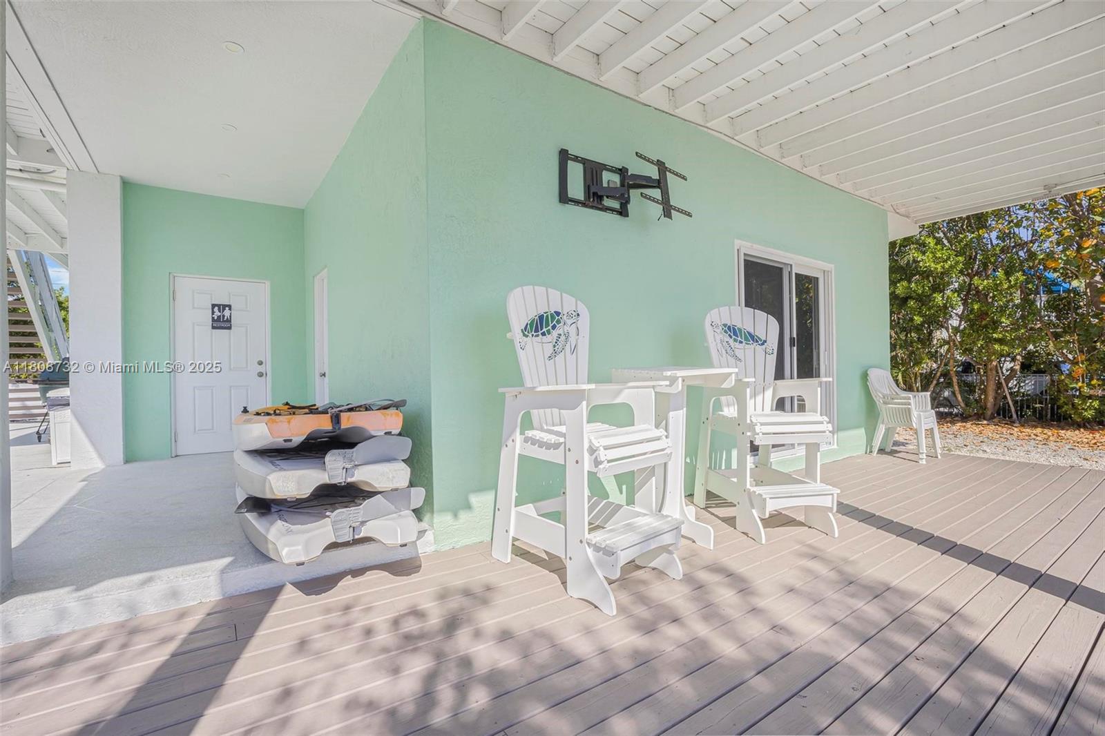 41 Mutiny Place Key Largo, FL 33037 - Photo 8 of 69